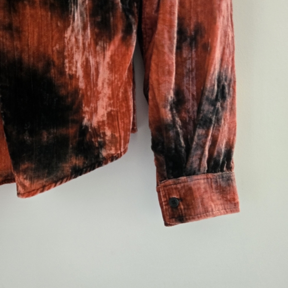 & OTHER STORIES Velvet Tie Dye Long Sleeve Overshirt - Picture 6 of 7